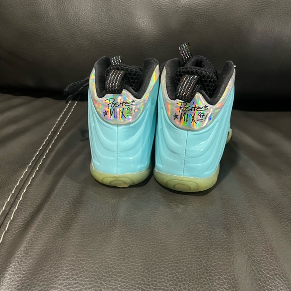 Nike - Picture 5 of 6